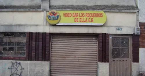 VIDEO BAR LOS RECUERDOS DE ELLA ER VIDEO BAR LOS RECUERDOS DE ELLA ER